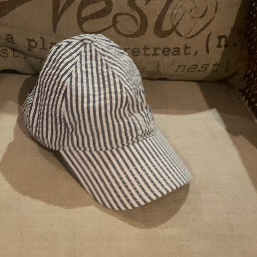J-crew Seersucker hat like new